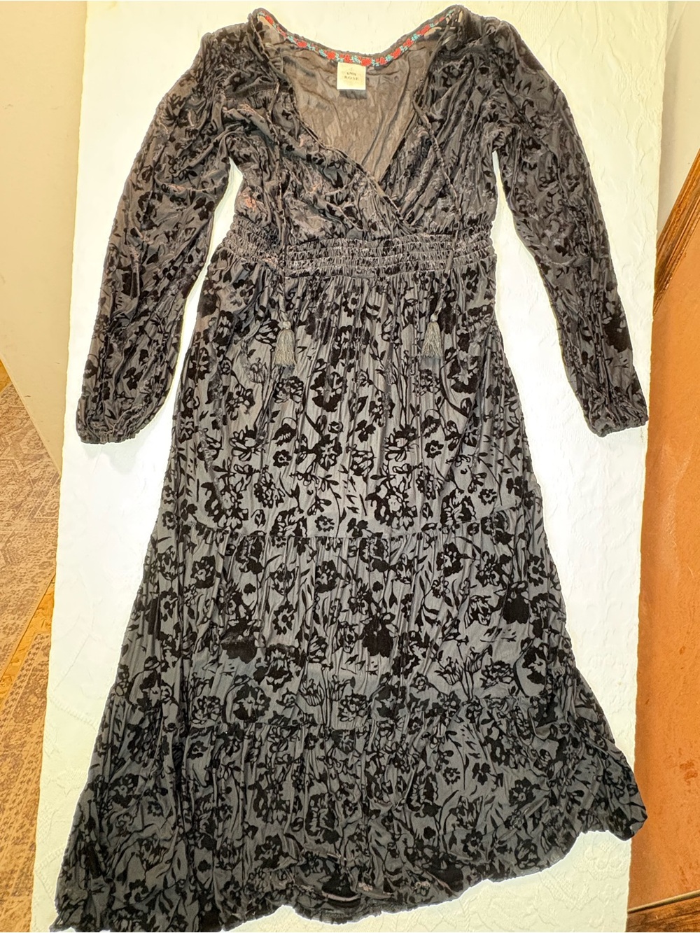 Knox Rose Black Floral Velvet Burnout Long Sleeve Maxi Dress romantic
